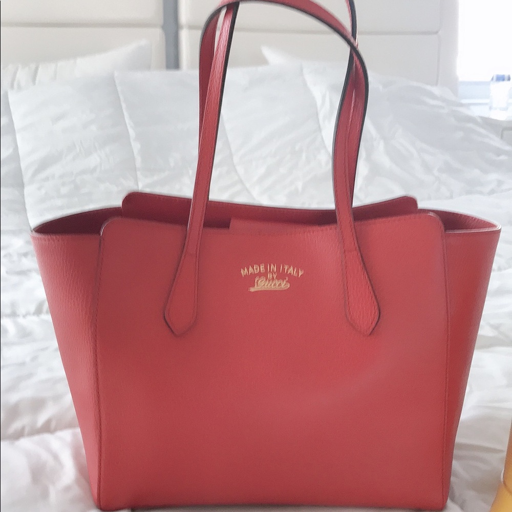 Authentic gucci
